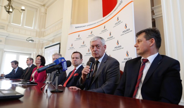 Podpisanie umowy o powstaniu centrum badań i rozwoju pomiędzy PSG i Politechniką Rzeszowską.