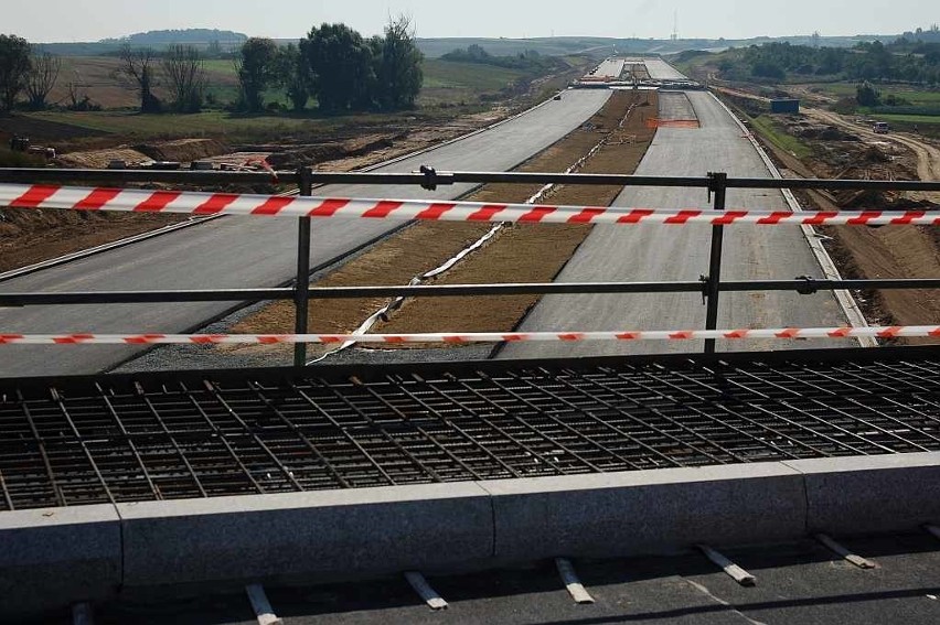 Droga S5 w okolicach Pawłowa Trzebnickiego. Widok z jednego...