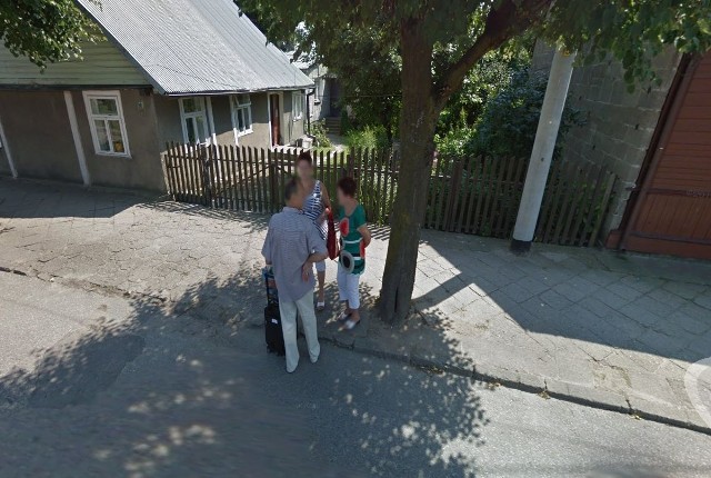 Mieszkańcy regionu "przyłapani" na zdjęciach Google Street View. Wielu  nawet o tym nie wie. Złapała cię kamera? | Kurier Poranny