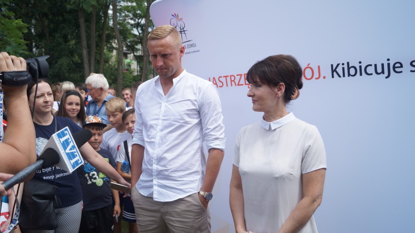 Tłumy na otwarciu boiska z Kamilem Glikiem w Jastrzębiu