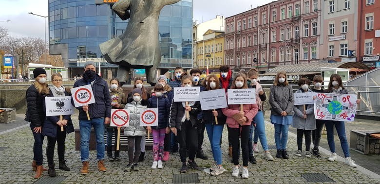 W ramach corocznych happeningów mających uświadamiać...