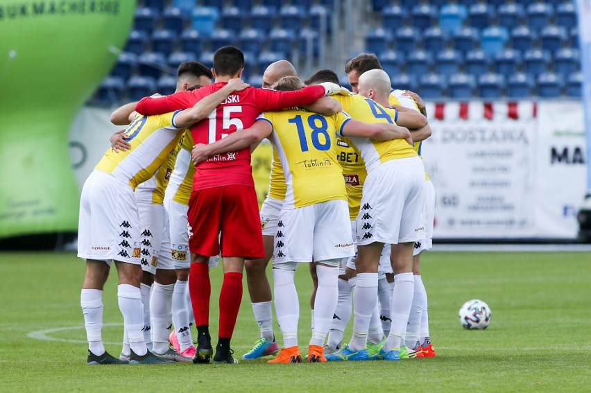 Motor Lublin znów okazał się mocny na własnym boisku. Żółto-biało-niebiescy pokonali GKS Bełchatów 4:0. Zobacz zdjęcia