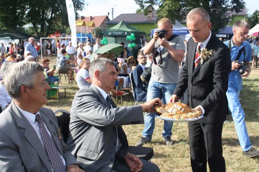 Ponieśli plon. Mimo suszy w gminie Sępólno mieli razem za co dziękować 