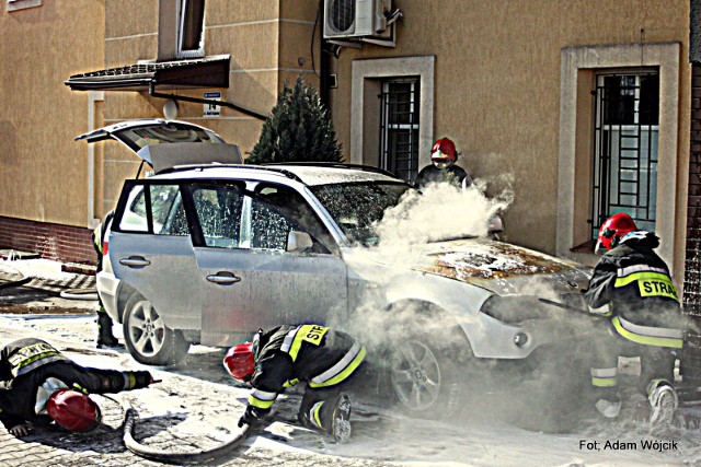 Pożar samochodu w centrum Lubina