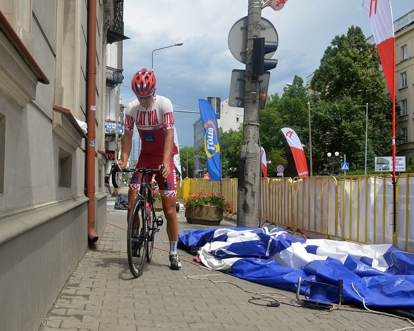 Wyścig Solidarności i Olimpijczyków - start 3. etapu w Radomiu - galeria 2