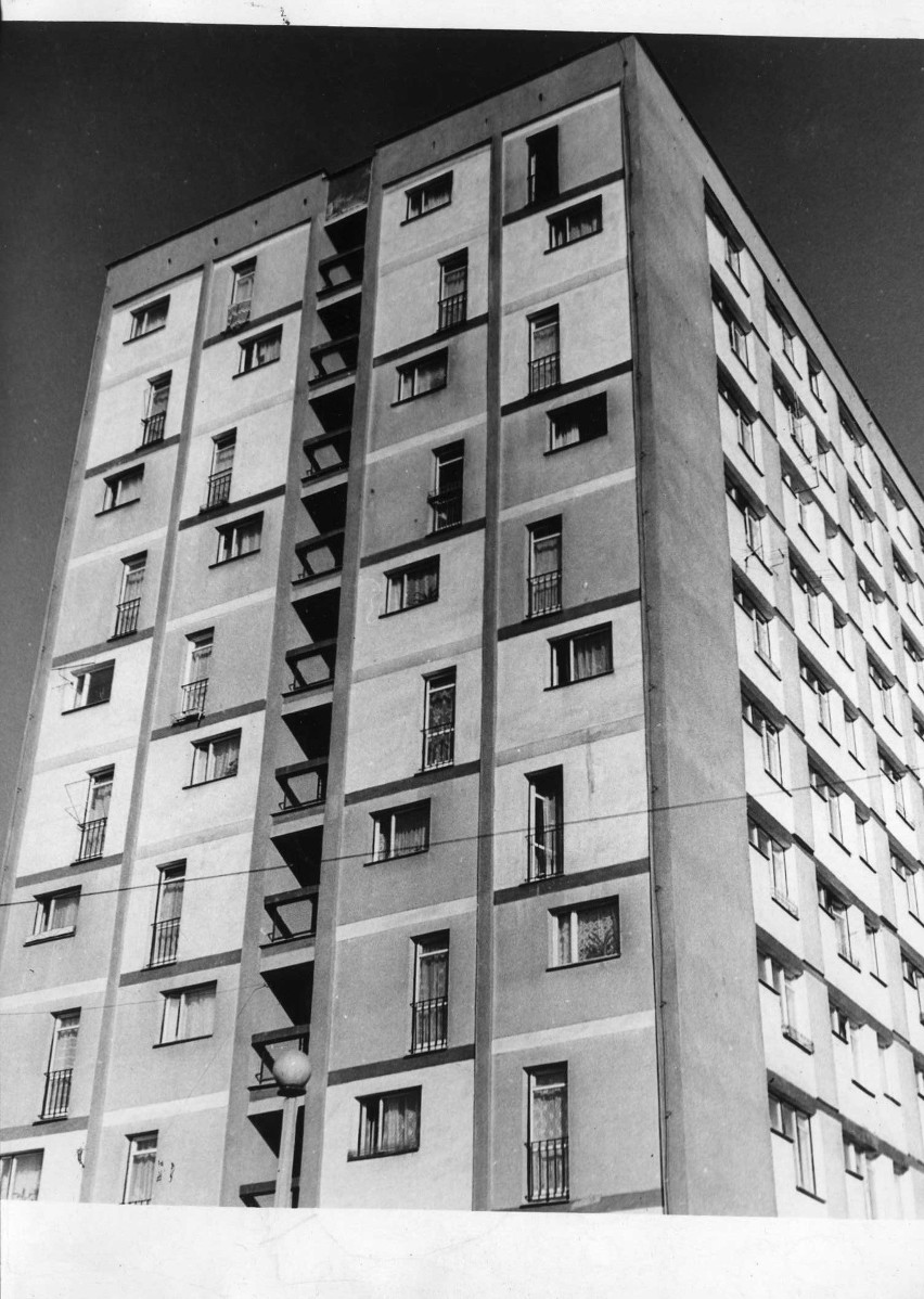 Blok mieszkalny Azory, 1976