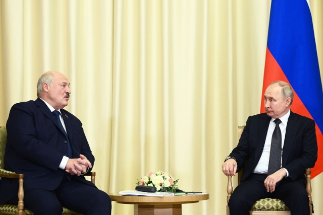 Białoruski dyktator Alaksandr Łukaszenka zniknął po piątkowych rozmowach z Władimirem Putinem.