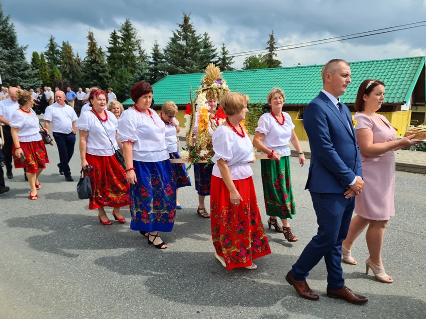 Nasz Patronat. Tłumy na dożynkach w gminie Bukowsko. Świętowano z rozmachem [ZDJĘCIA]