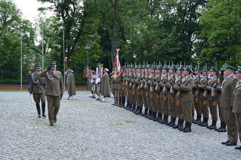 funkcjonariusze Śląskiego Oddziału Straży Granicznej...