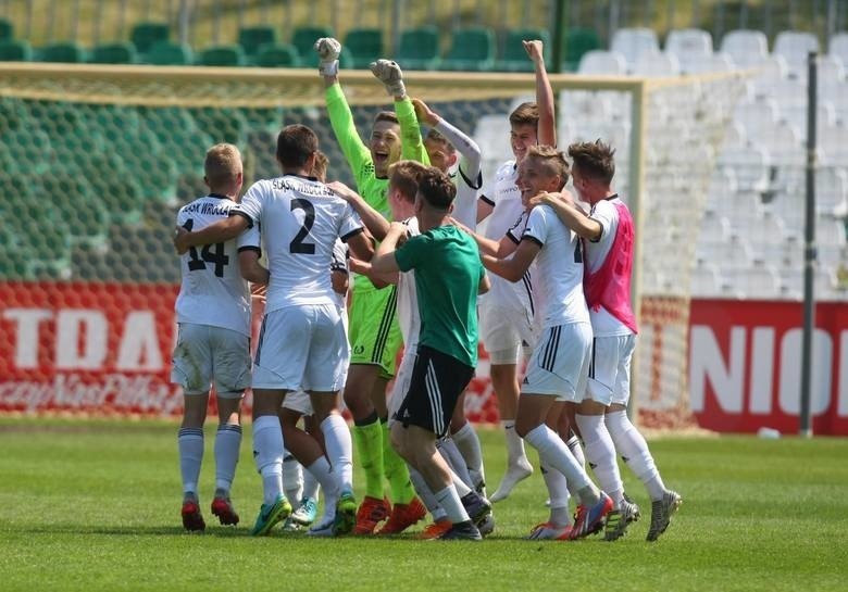 Ofensywny styl gry w cenie! Zobacz TOP 10 najwyższych wyników w Centralnej Lidze Juniorów (zachód)!