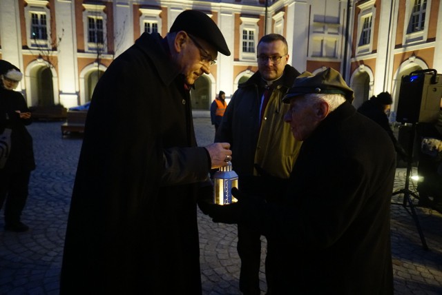 Związek Harcerstwa Polskiego organizuje je od 1991 roku. Tradycją jest, że ZHP otrzymuje Światło od słowackich skautów.Zobacz więcej zdjęć --->