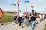 Siódmy dzień pieszej wędrówki. Lubelscy pielgrzymi dotarli do Chęcin. Zobacz zdjęcia