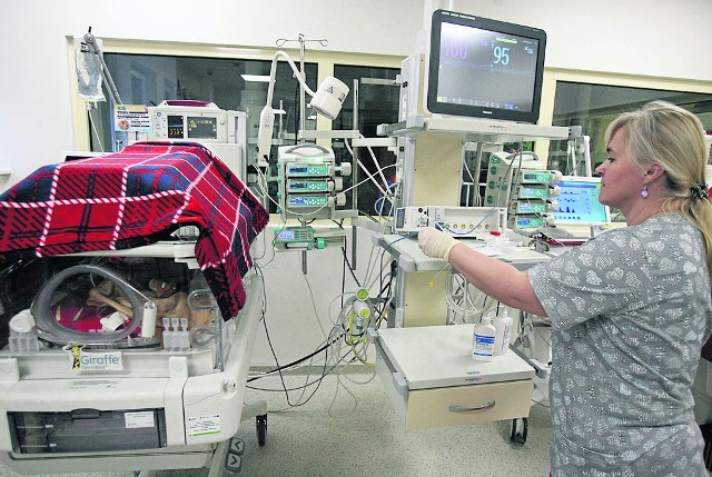 Poradnia opiekuje się pacjentami oddziałów neonatologii jak ten w Łodzi,dziećmi, które miały trudniejszy start