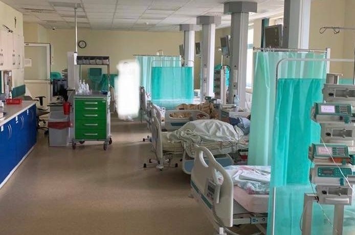 Oddział covidowy w szpitalu w Opatowie już przyjmuje pacjentów. Tak wygląda wewnątrz (ZDJĘCIA)
