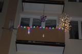 Zobacz zdjęcia na Zamość NM: Mieszkańcy przystroili swoje balkony na święta