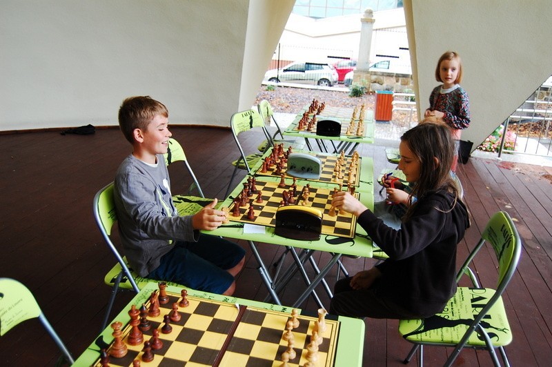Turnieje szachowe w Amfiteatrze Letnim w Tarnowie