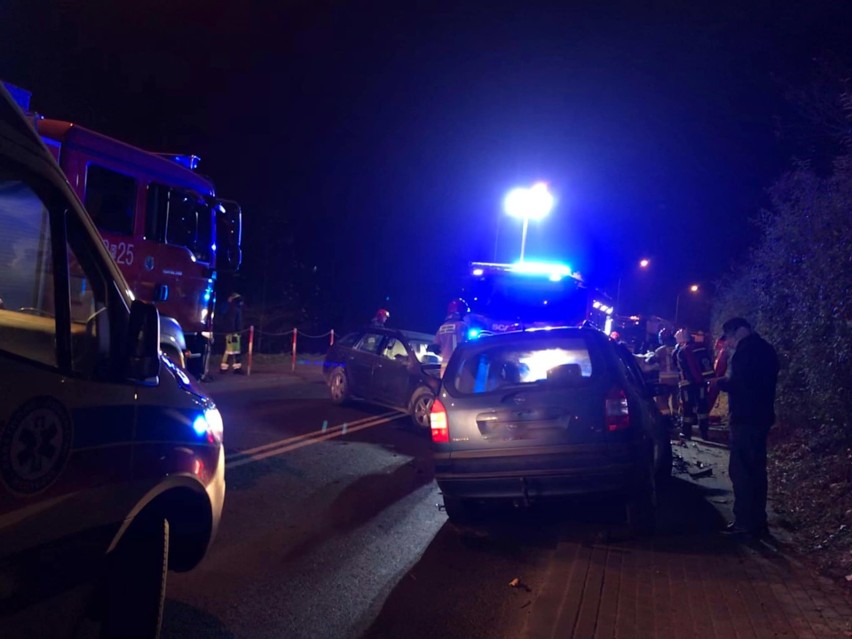 W nocnym wypadku w Boguchwale ucierpiało sześć osób