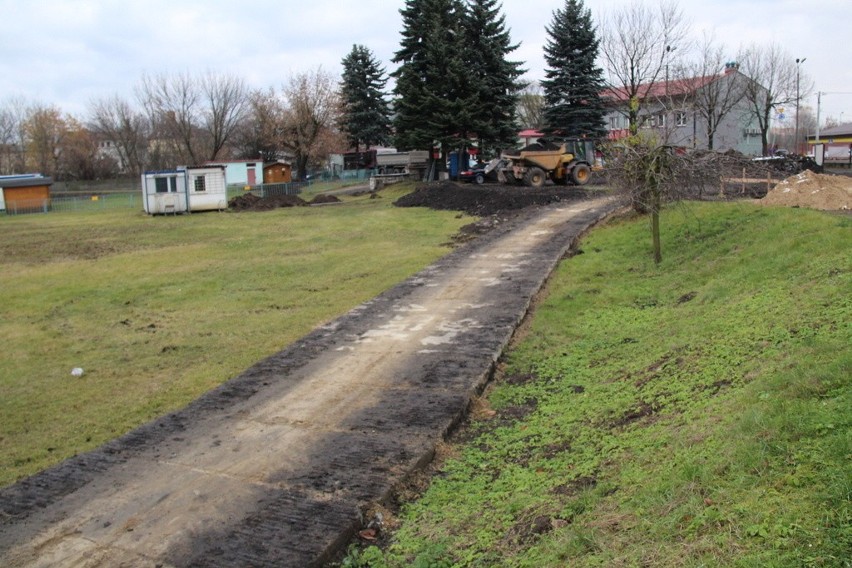 Przy ul. Konopnickiej rozpoczął się pierwszy etap remontu...