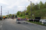 Utrudnienia na trasie Tarnów - Krynica Zdrój. Remont przejazdu kolejowego w Wiczyskach