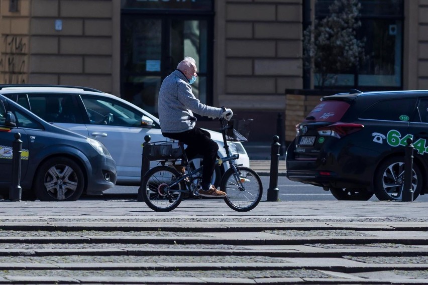 Niskie emerytury z ZUS to zresztą główny powód, dla którego...