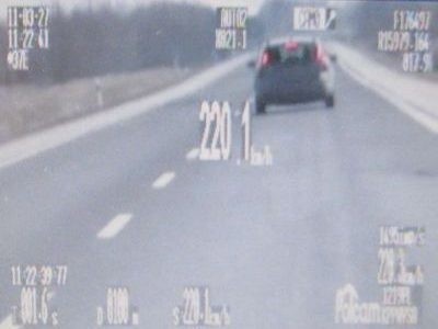 Dopuszczalna prędkość na obwodnicy Paczkowa to 90 km/h.