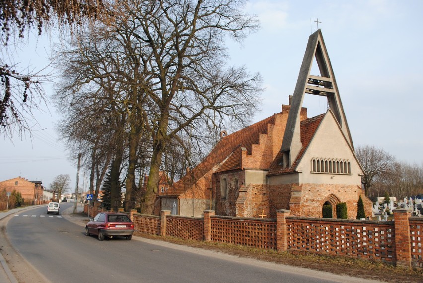 O fundusze na kontynuację remontu kościoła zabiegała w...