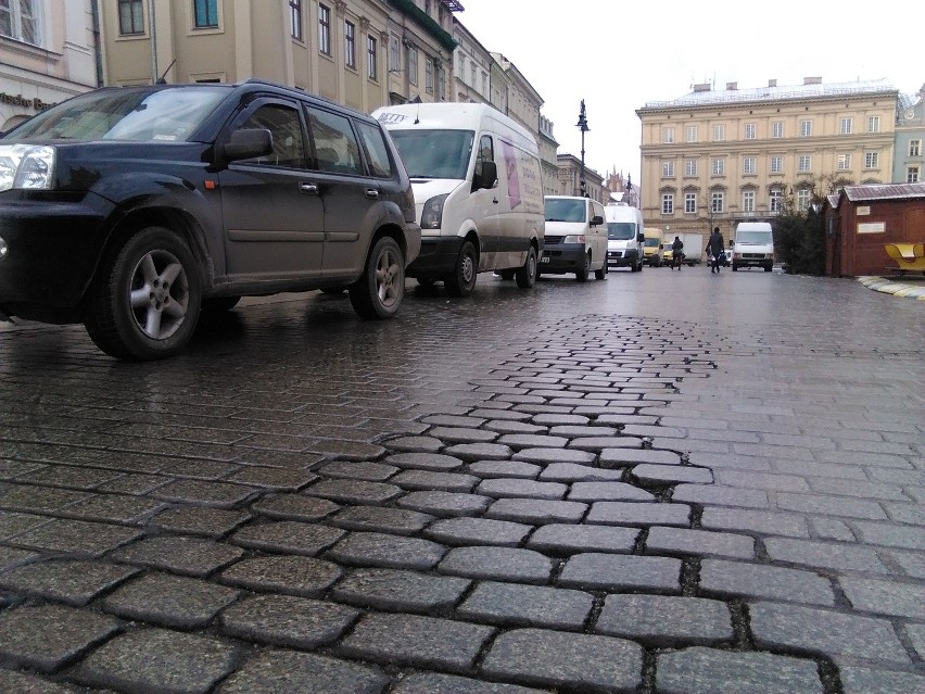 Krakowski Rynek w poniedziałek 4 stycznia