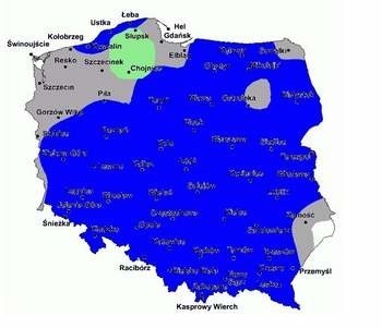 Na niebiesko zaznaczony jest obszar Polski, na którym w nocy padał śnieg