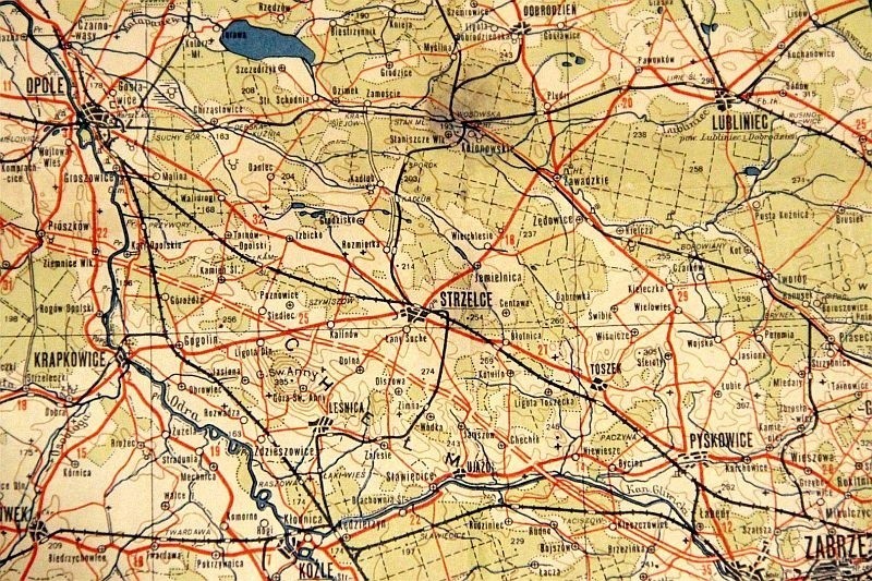 Taki przebieg autostrady przedstawiała mapa z 1947 roku. Tu...