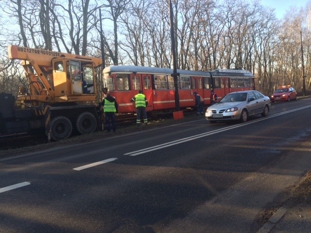 Tramwaj linii 26 wykoleił się w Sosnowcu Milowicach