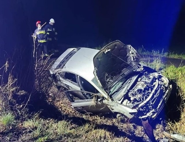 Na zdjęciu - Wypadek w Kończewicach pod Chełmżą.