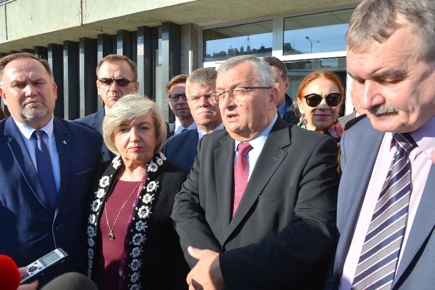 Minister infrastruktury w Kielcach. Rozmowy o dworcu kolejowym i parkingu nad torami