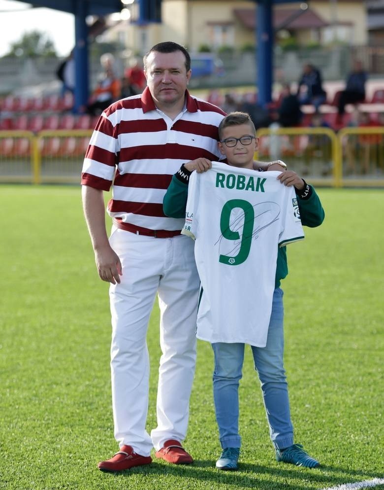 3 liga. ŁKS Probudex Łagów zadziwia i marzy o nowym stadionie. Kibicuje mu Dariusz Dziekanowski [ZDJĘCIA]