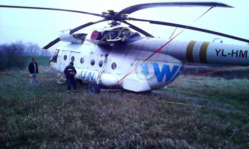 Awaryjne lądowanie helikoptera ONZ w Jaśle