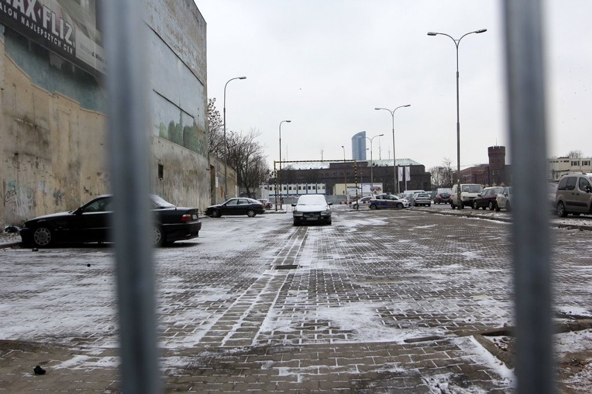 Wjazdu na dotychczasowy bezpłatny parking przy ul. Zamkowej...