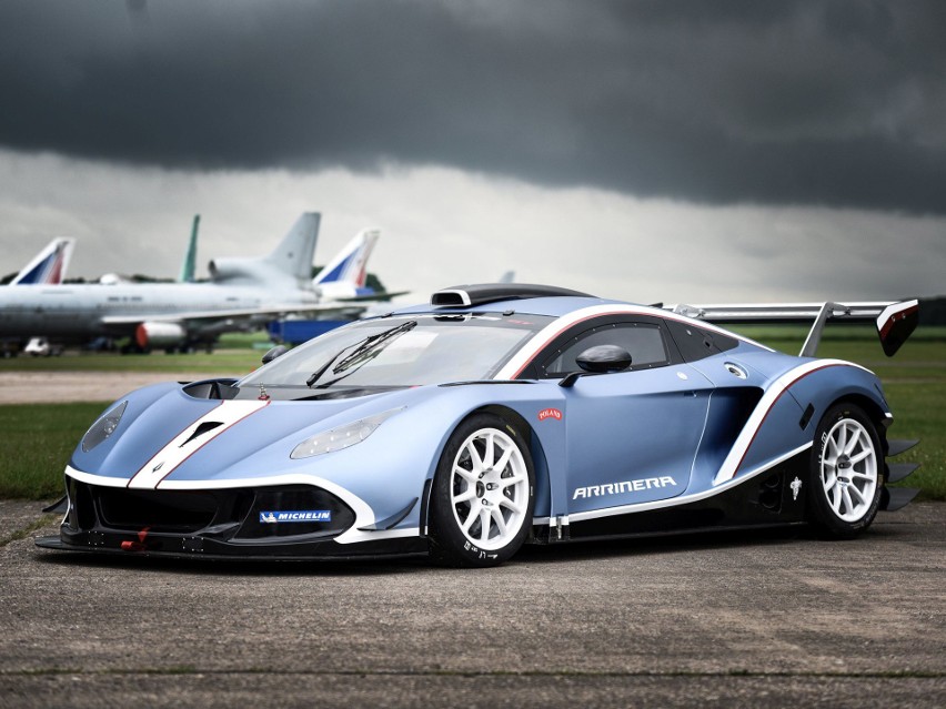 Arrinera Hussarya GT...