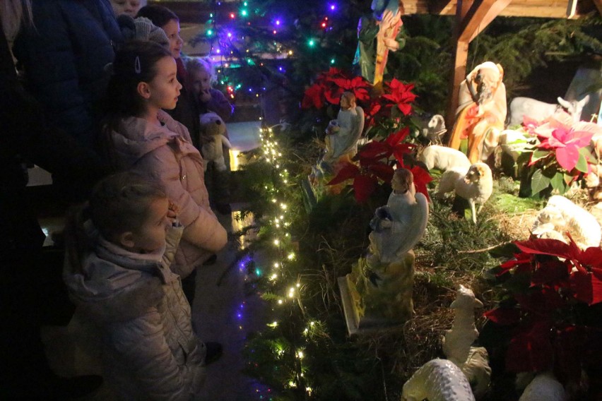 Boże Narodzenie w Lublinie. Szopki, opłatek i prezenty (ZDJĘCIA)