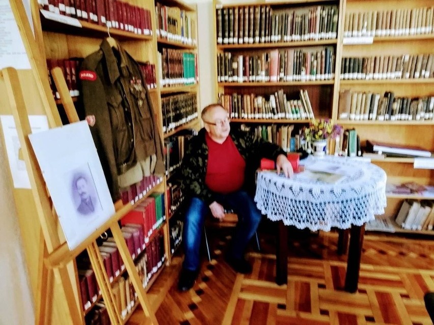 Piotr Cybulski, syna Jana, uczestnika bitwy pod Monte Cassino, wspominał ojca na spotkaniu w Izbie Regionalnej