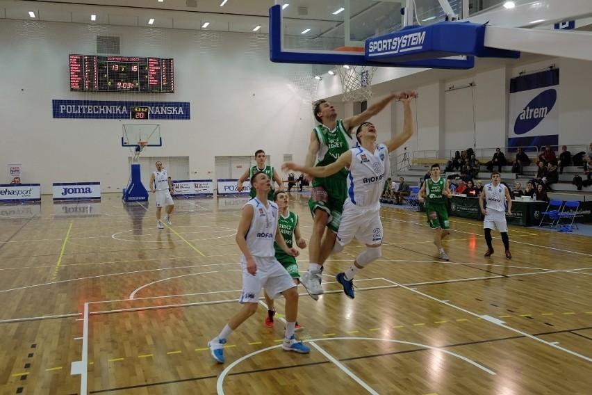 Biofarm Basket Poznań - Znicz Pruszków 60:61