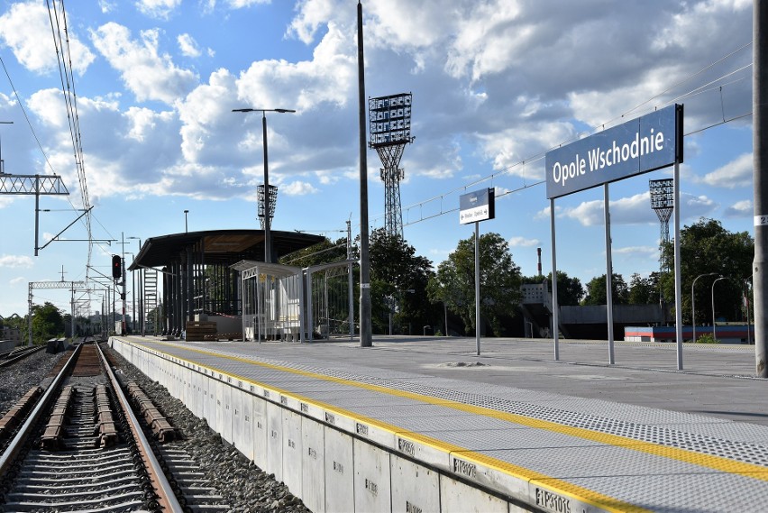 Stacja Opole Wschodnie nabiera nowego kształtu. Niedawno...