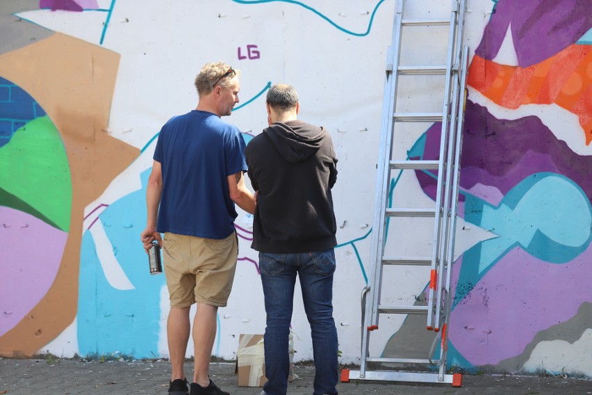 Katowice: w mieście będzie nowy mural. Dzieło powstaje przy ul. Francuskiej oraz Tylnej Mariackiej ZDJĘCIA