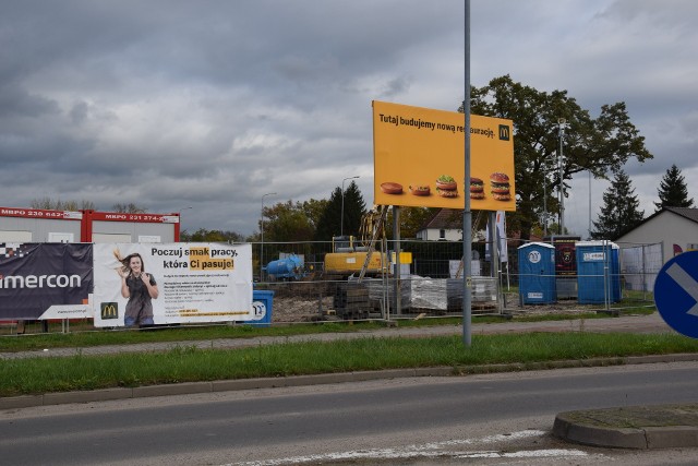 Budowa restauracji McDonald's w Żaganiu, koło szpitala