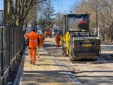 Co się dzieje na ulicy Osobliwej w Łodzi? Wydano tu ponad 5 milionów złotych i oto jaki jest efekt. Zobaczcie zdjęcia 