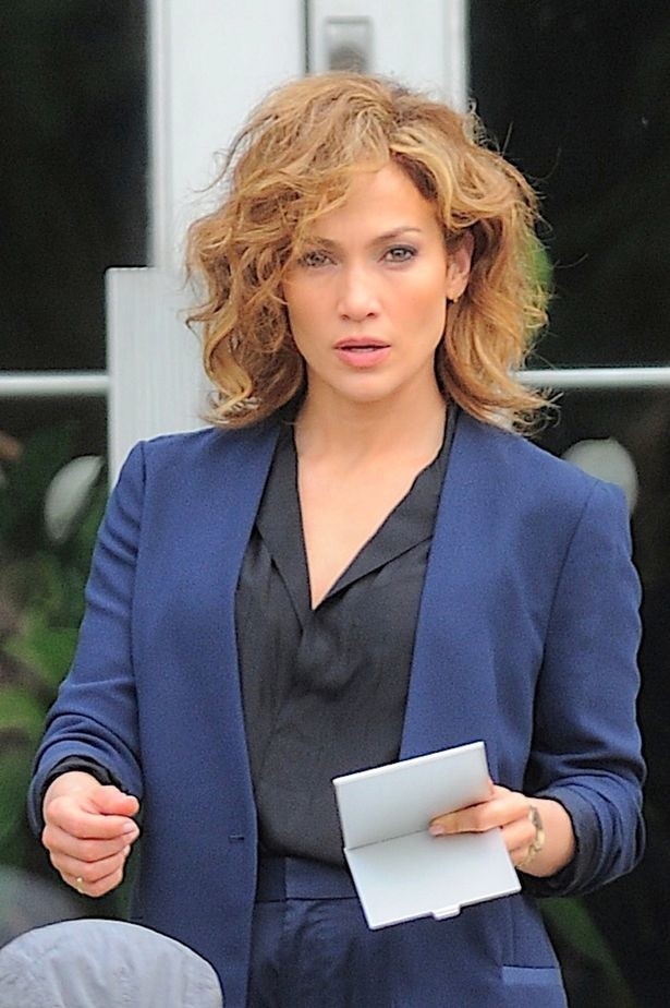 Jennifer Lopez z Ray'em Liottą w serialu "Shades of blue"