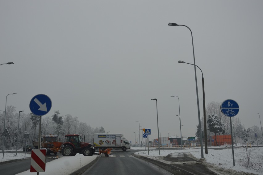 Powstanie chodnik łączący os. Awaryjne w Skawinie z rondem 