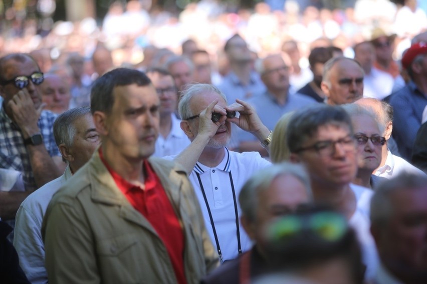 Pielgrzymka do Piekar Śląskich z prezydentem Andrzejem Dudą