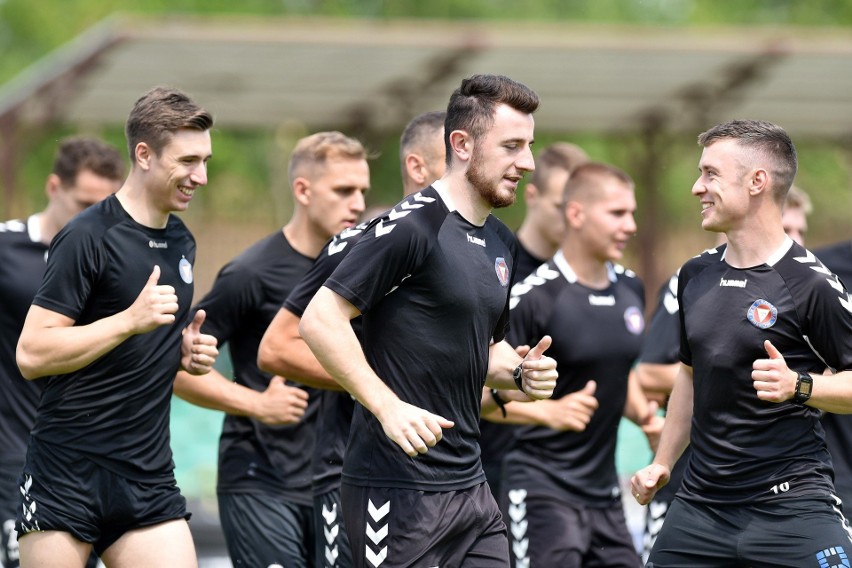 Pierwszy trening piłkarzy Garbarni Kraków