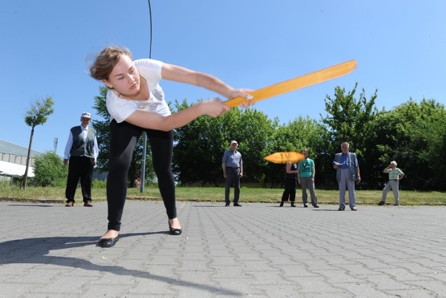 Gry uliczne na Arenie: Mieszkańcy Łazarza reaktywują dawne zabawy