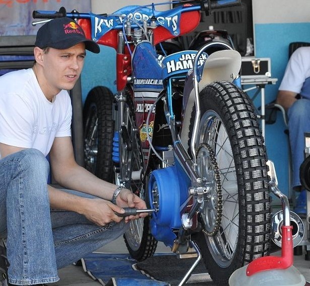 Jarosław Hampel w 2010 roku zdobył tytuł indywidualnego mistrza świata. Rok później wywalczył brązowy medal.