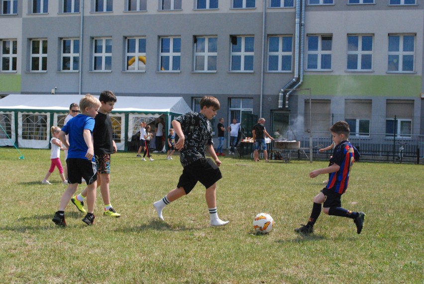Na stadionie GKS Rudki odbył się Wiosenny Turniej Świętokrzyski Enea Cup. Były piękne gole i radość dzieci. Zobacz zdjęcia